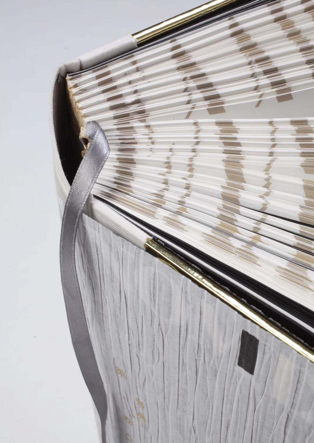 凡希社世界钱币微拍第一百十六期 压轴！古希腊钱币史 第一卷 作者签名特制珍藏版 ！