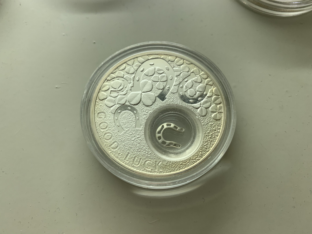 CSIS-GREAT评级精品钱币拍卖第三十三期 纽埃2010年幸运钱币吉祥物马蹄铁精制镂空镶嵌马蹄铁纪念银币