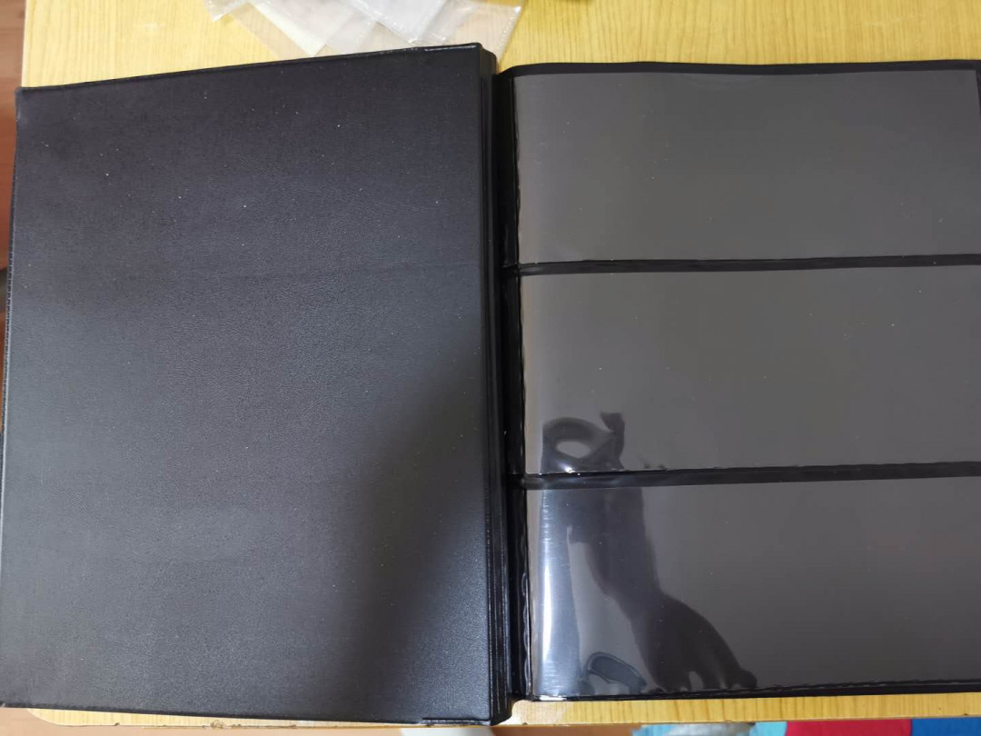 【鲸贝乐淘】千字文·第“信使可覆，器欲难量”号拍卖 【收藏册】明泰20页纸币收藏册，三行正反可装120张纸币，9.8品