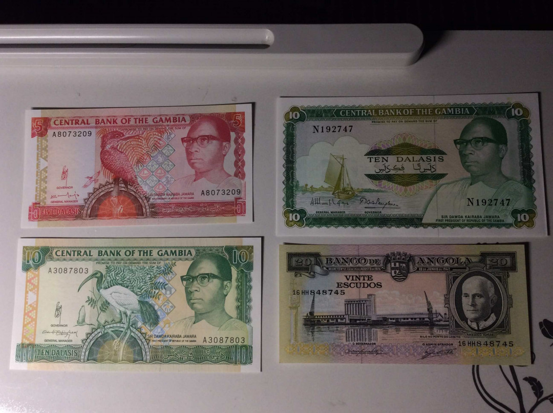 【收藏联盟】第133期拍卖——别墅和花园（共50拍） 【一组8张】安哥拉、冈比亚纸币一组 UNC