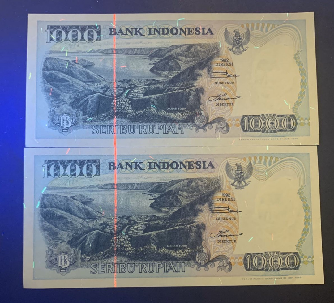 紫瑗钱币—微拍第52期 —纸币场 印度尼西亚 1992年  多巴湖 1000卢比 2枚一组 UNC P-129
