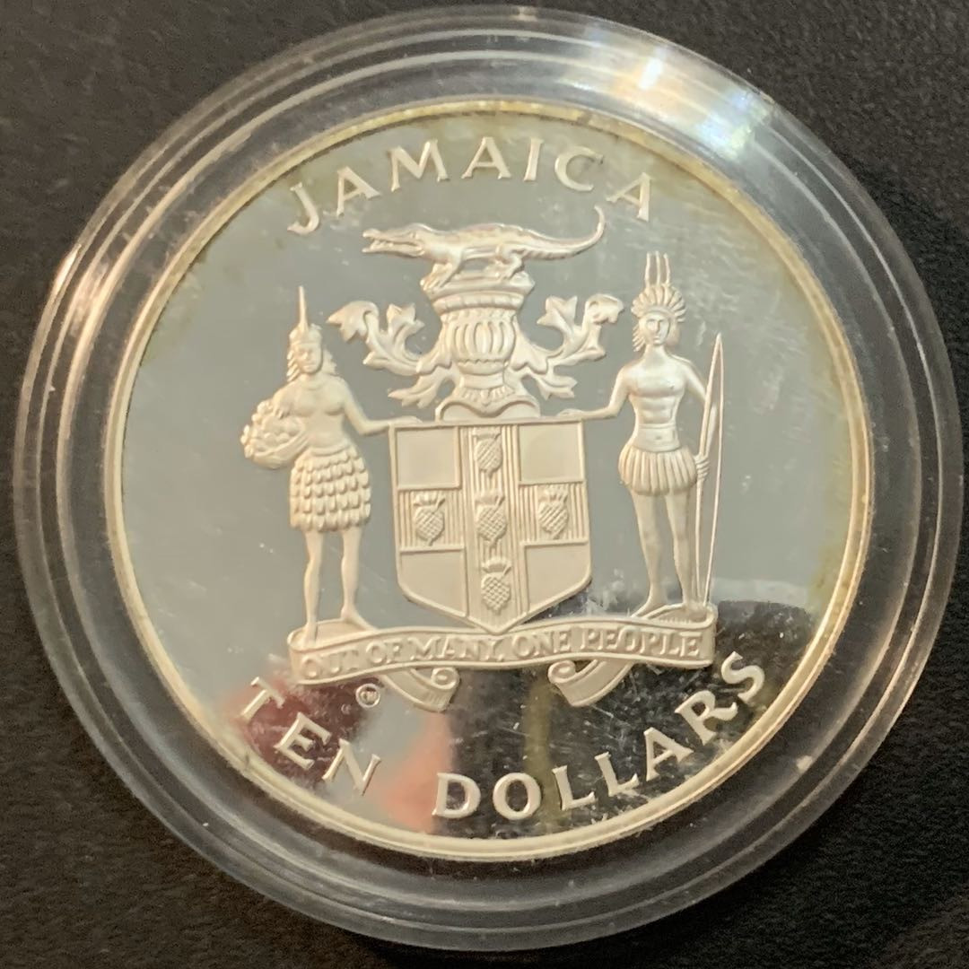 紫瑗钱币—微拍第51期 牙买加 1982年 西班牙世界杯 界外球 10元 23克 0.925银 精制