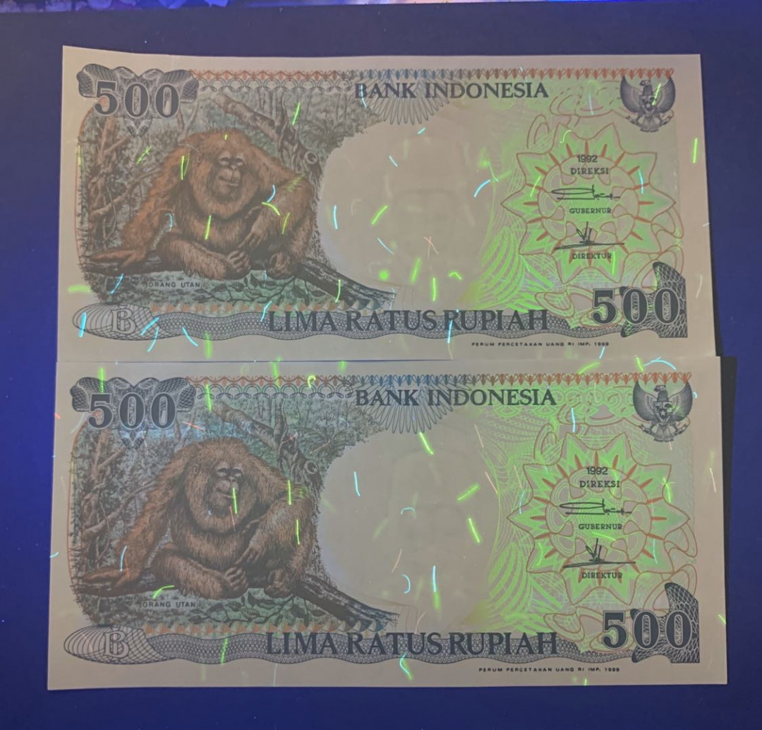 紫瑗钱币—微拍第52期 —纸币场 印度尼西亚 1992年 印度尼西亚银行 大猩猩 500卢比 2枚一组 UNC 