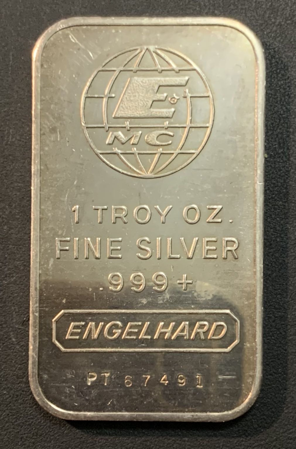 紫瑗钱币—微拍第51期 英格兰 EMC公司 1盎司 银条 编号（67491） 31.1克