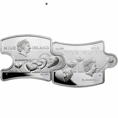 【随心拍&GetCoins】现代钱币拍卖第四十八期 1. 纽埃2012年2(1+1)新西兰元，情人节“你和我”爱情相依，镶嵌施华洛世奇绿水晶、拼图扣合，彩色精制银币2枚套装