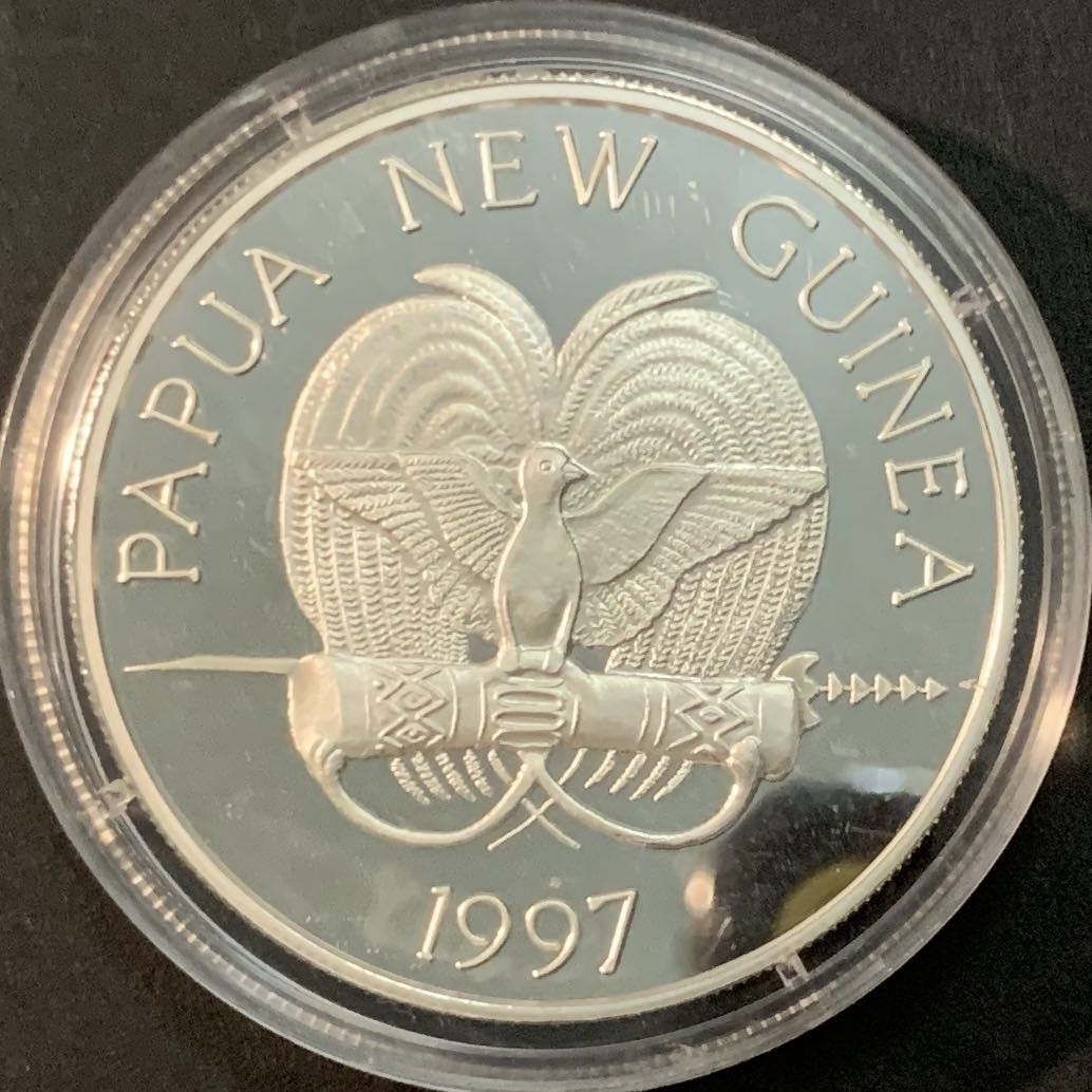 紫瑗钱币—微拍第53期  巴布亚新几内亚 1997年 98法国世界杯 5基那 31.47克 0.925银 精制