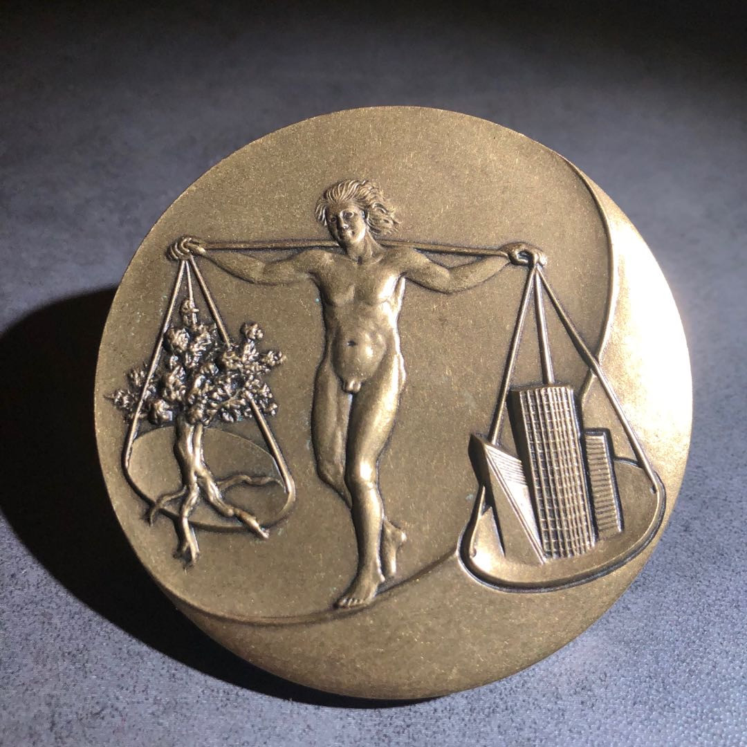 庆五一，麦朵尔艺术俱乐部拍卖 人与自然的平衡-环境保护