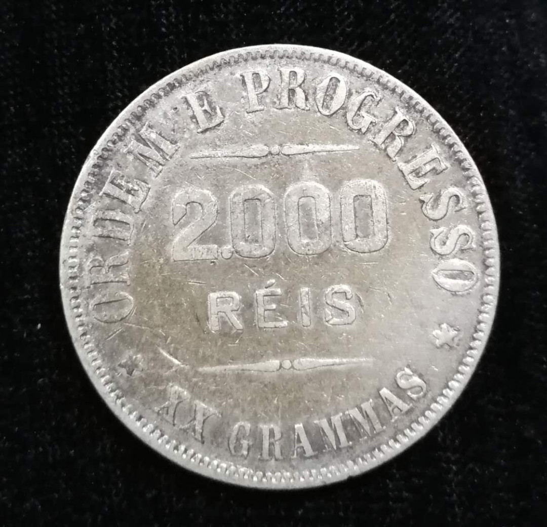 北京马甸外币专卖拍卖第四期，陆续上新，敬请关注 1912年巴西银币，重20克，90银，品相如图