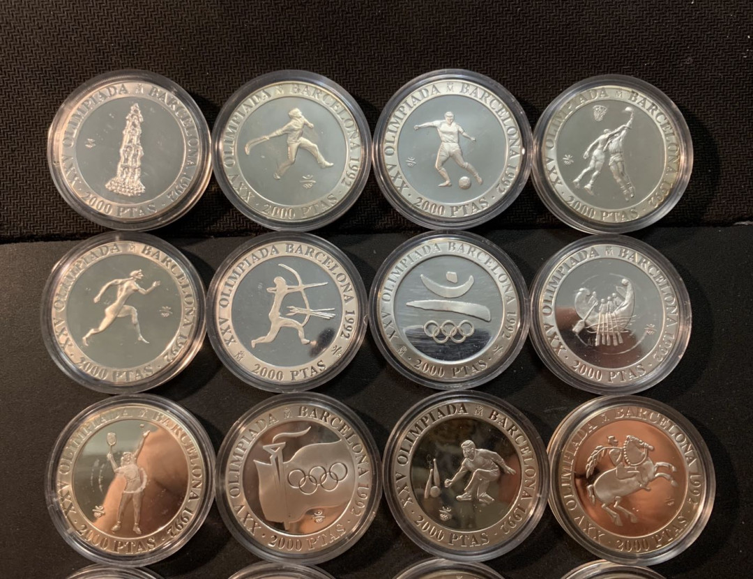 紫瑗钱币—微拍第53期  西班牙 92巴塞罗那奥运会 2000比塞塔 16枚大全套 共432克 0.925银 精制
