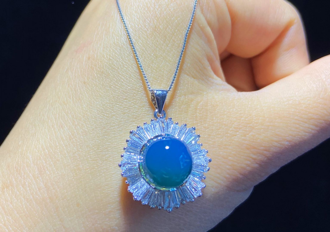 放漏专场 多米尼加蓝珀吊坠