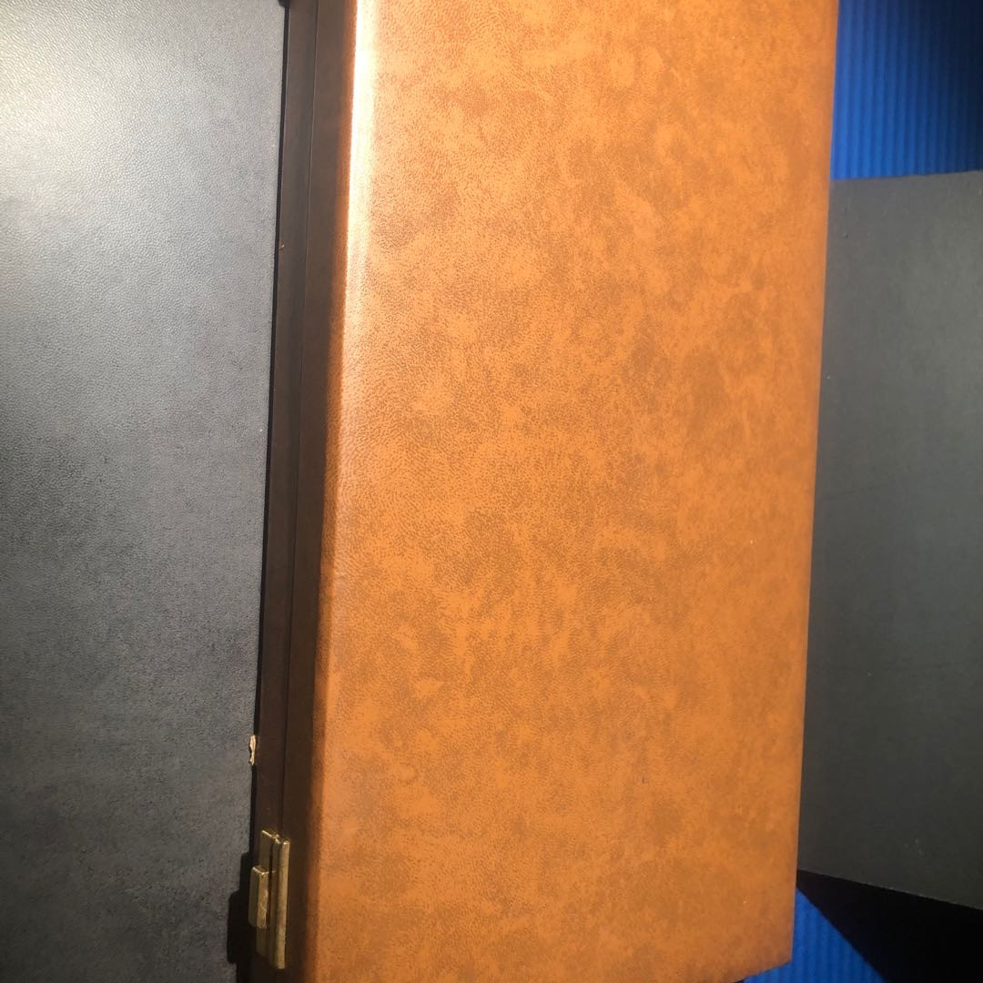 庆五一，麦朵尔艺术俱乐部拍卖 安徒生童话故事