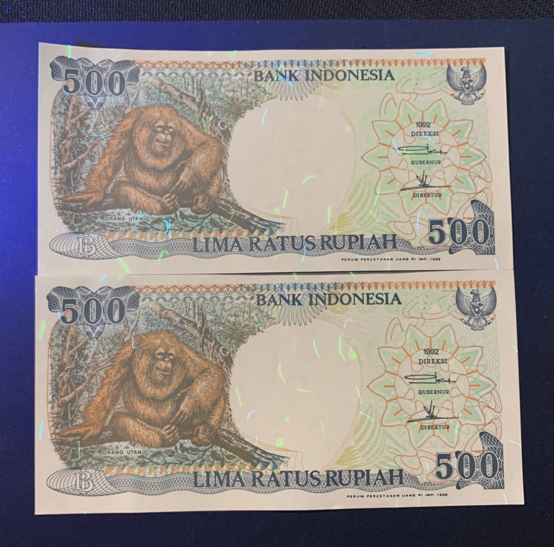 紫瑗钱币—微拍第54期 —纸币场 印度尼西亚 1992年 印度尼西亚银行 大猩猩 500卢比 2枚一组 UNC 