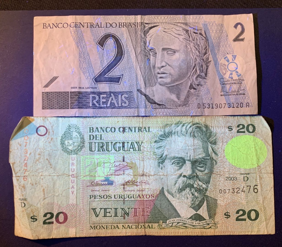 紫瑗钱币—微拍第54期 —纸币场 乌拉圭 巴西 纸币 2枚一组 流通品