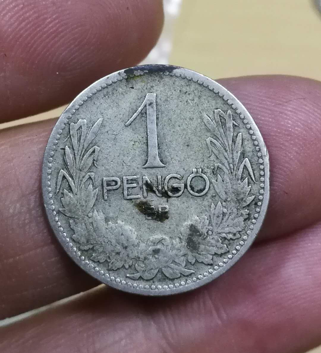 北京马甸外币专卖拍卖第四期，陆续上新，敬请关注 1927年匈牙利银币，重5克，64银，品相如图