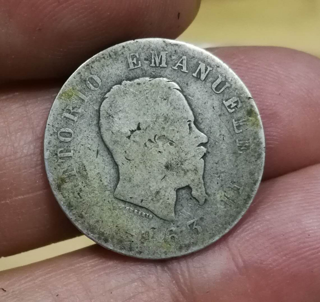 北京马甸外币专卖拍卖第四期，陆续上新，敬请关注 1863年意大利1里拉银币，重4.6克，835银，品相如图