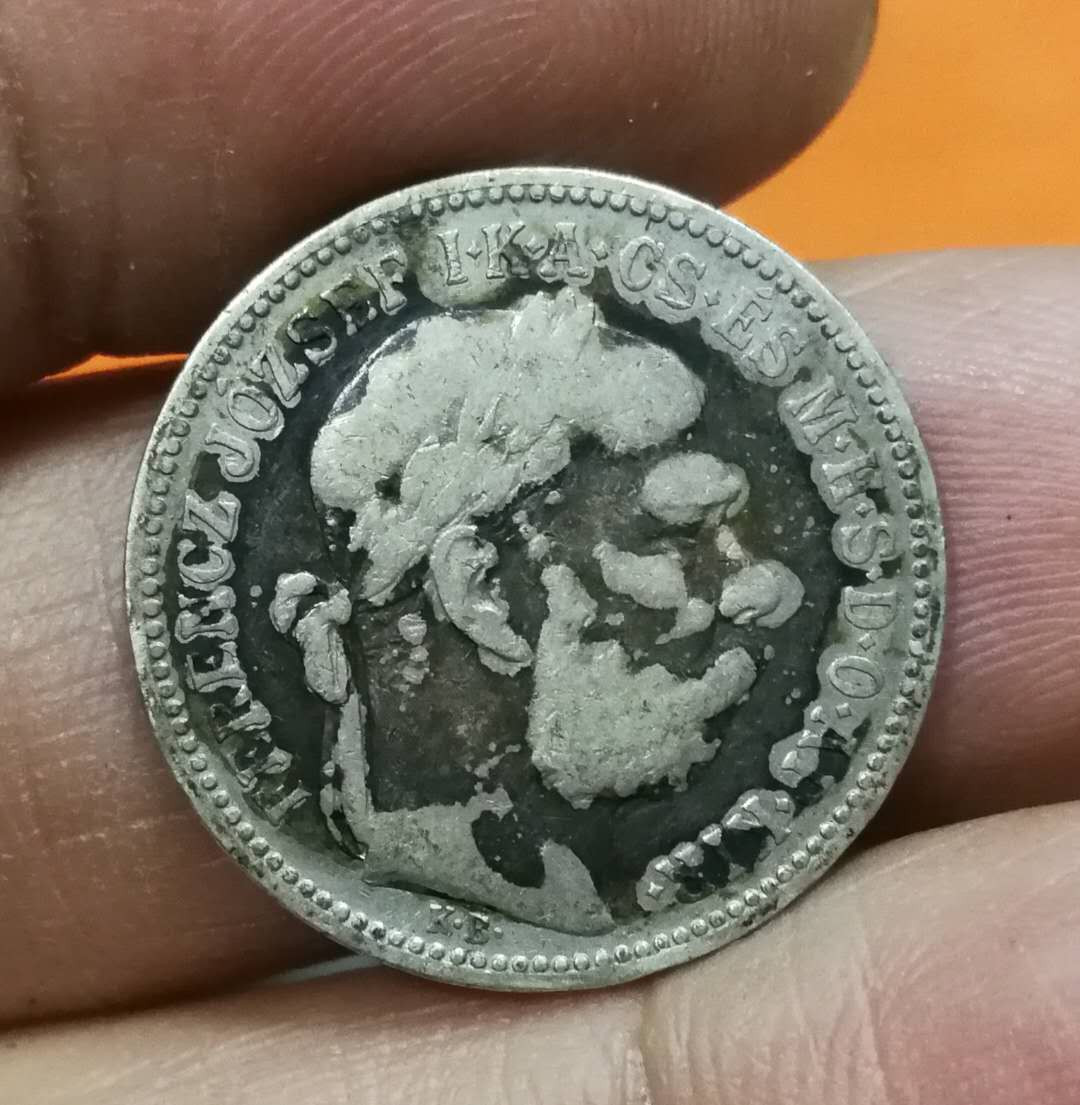 北京马甸外币专卖拍卖第四期，陆续上新，敬请关注 1895年匈牙利银币，重5克，835银。品相如图