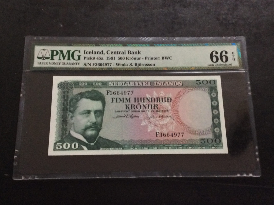 【收藏联盟】第135期拍卖——新西兰大炮筒（共45拍） 【一组3张】冰岛 1961年500克朗 PMG66EPQ  BWC出品
