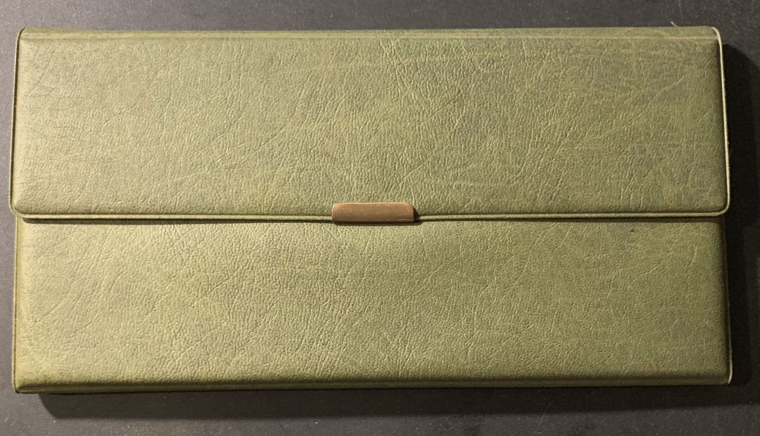 紫瑗钱币—微拍第55期  海地 1969年 5 10 25古德 3枚一套 共188.2克 0.999银 大钱包 少见年份