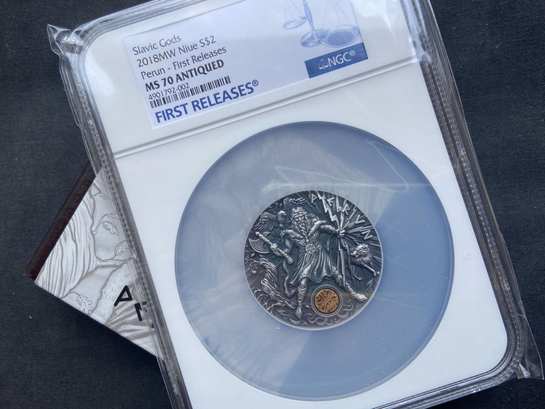 【币观天下】第106期钱币拍卖 【纽埃】高浮雕系列斯拉夫神之雷神第一枚【ngc70】