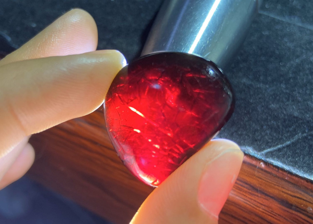 放漏拍卖 缅甸血珀