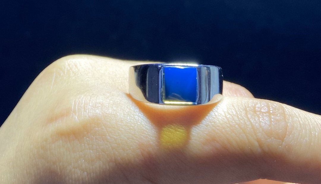 放漏拍卖 多米尼加蓝珀戒指