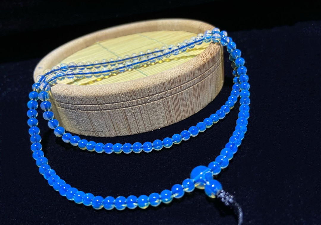 放漏拍卖 多米尼加蓝珀108