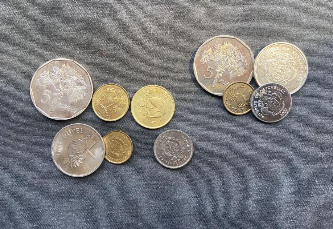 【币观天下】第106期钱币拍卖 【塞舌尔】1982年套币6枚+4枚散币