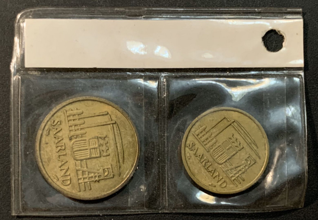 紫瑗钱币—微拍第56期  德国 萨尔区 1954年 10 20法郎 1对 铜币