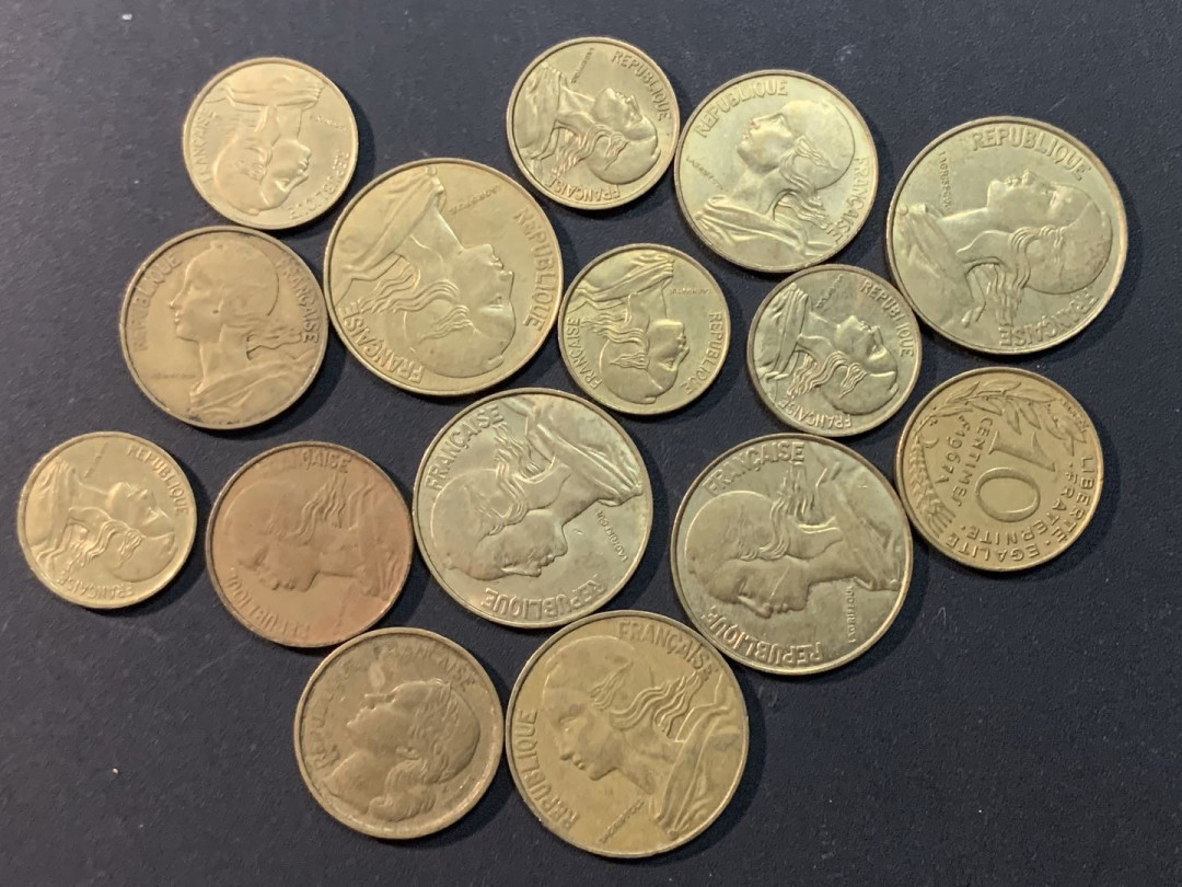 紫瑗钱币—微拍第56期  法国 流通币 15枚一组