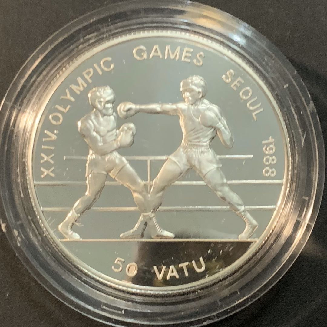 紫瑗钱币—微拍第59期  瓦努阿图 1988年 汉城奥运会 拳击 50瓦图 34克 0.925银 精制
