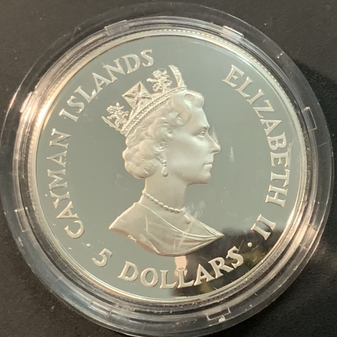 紫瑗钱币—微拍第56期  开曼群岛 1988年 帆船 508号 5元  28.28克 0.925银 精制