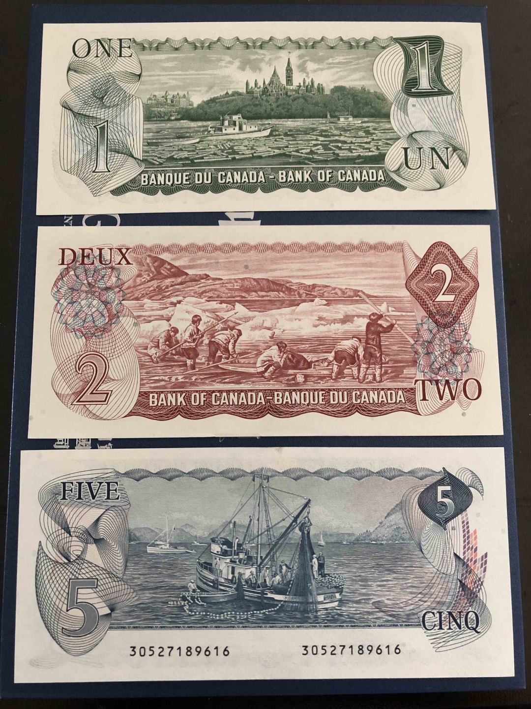 【收藏联盟】第136期拍卖——劳动最光荣（共50拍） 【一组3张】加拿大 1973-79年 1-2-5元 UNC