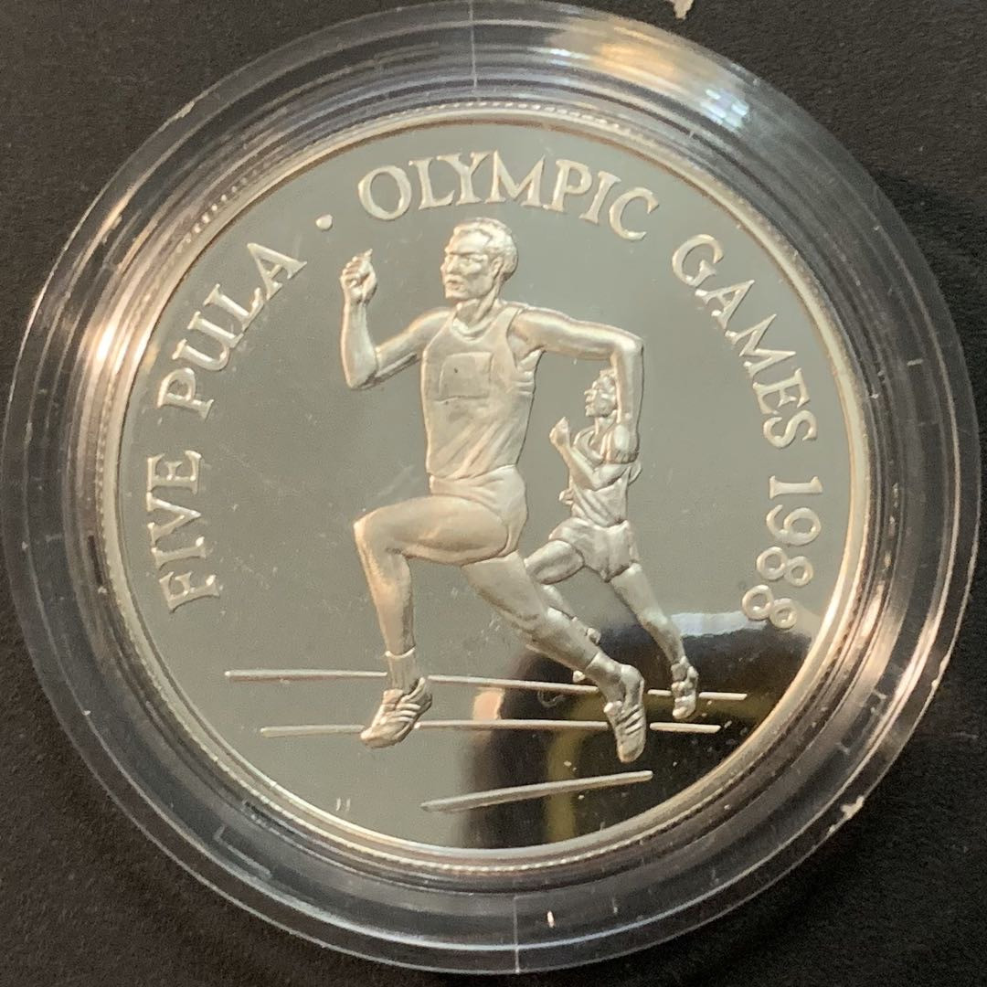 紫瑗钱币—微拍第57期  博茨瓦纳 1988年 汉城奥运会 跑步 5普拉 28.28克 0.925银 精制