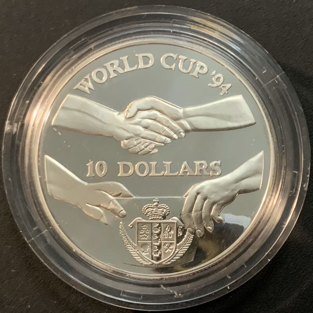 紫瑗钱币—微拍第57期  纽埃 1991年 94年美国世界杯 10元 31.53克 0.999银 精制