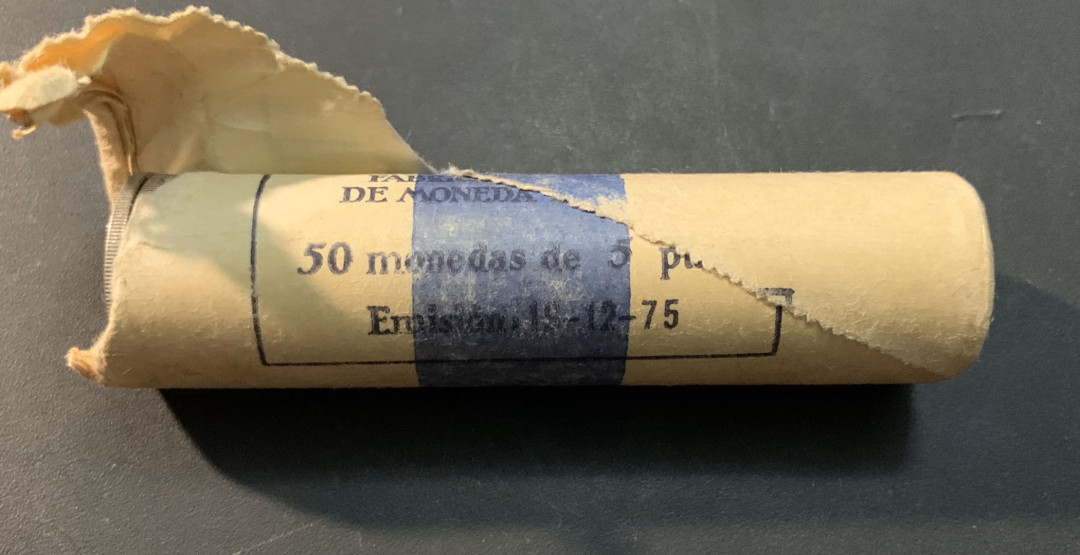 紫瑗钱币—微拍第57期  西班牙 1975年 胡安 卡洛斯 5比塞塔 白铜 48枚一卷（整卷缺2枚）