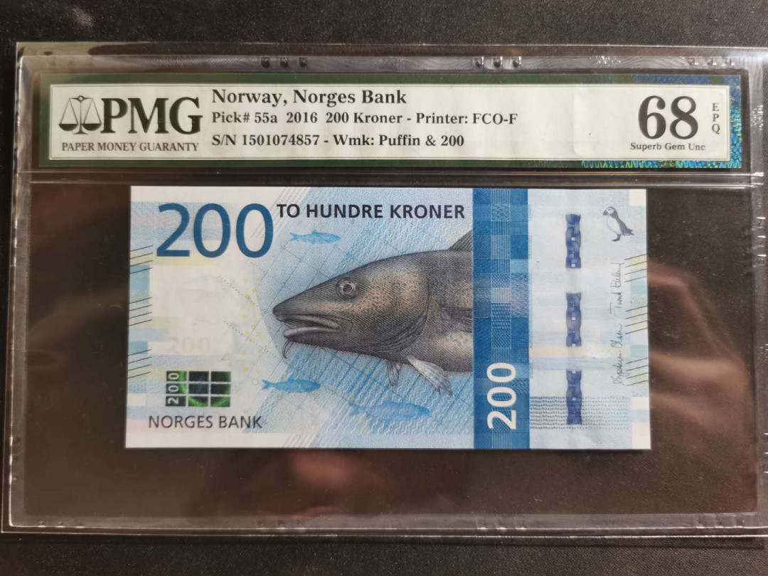 【鲸贝乐淘】千字文·第“资父事君，曰严与敬”号拍卖 【挪威🇳🇴 】2016年200克朗，这是臭鲟鱼吗？，PMG68E 高分难得，挪威的森林还有书📖 可以读
