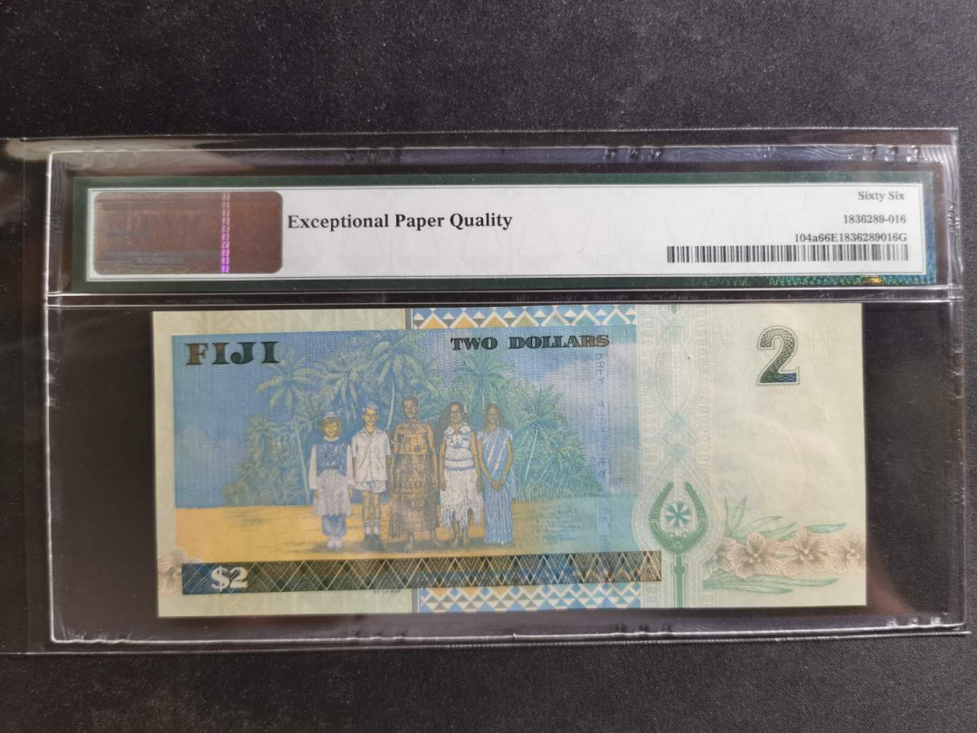 【鲸贝乐淘】千字文·第“资父事君，曰严与敬”号拍卖 【斐济】2002年2元，女王，第一梯队种子选手哈哈😃 ，PMG66E 