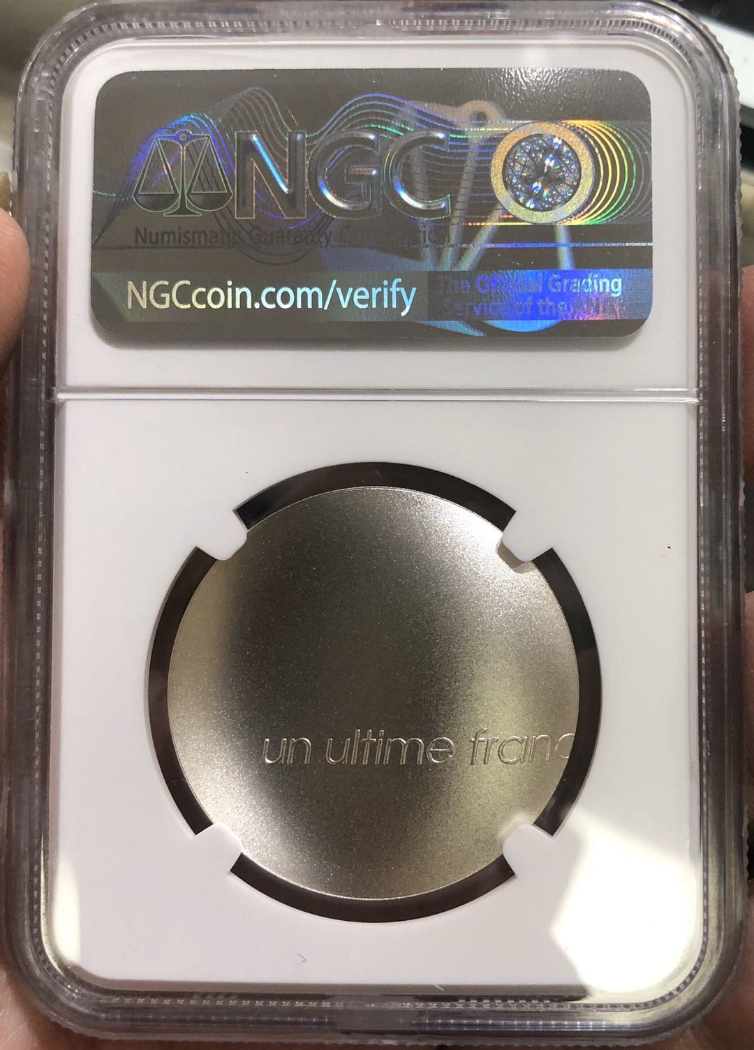 【随心拍&GetCoins】现代钱币拍卖第五十一期 【获奖币】法国2001最后的法郎波浪形银币NGC69