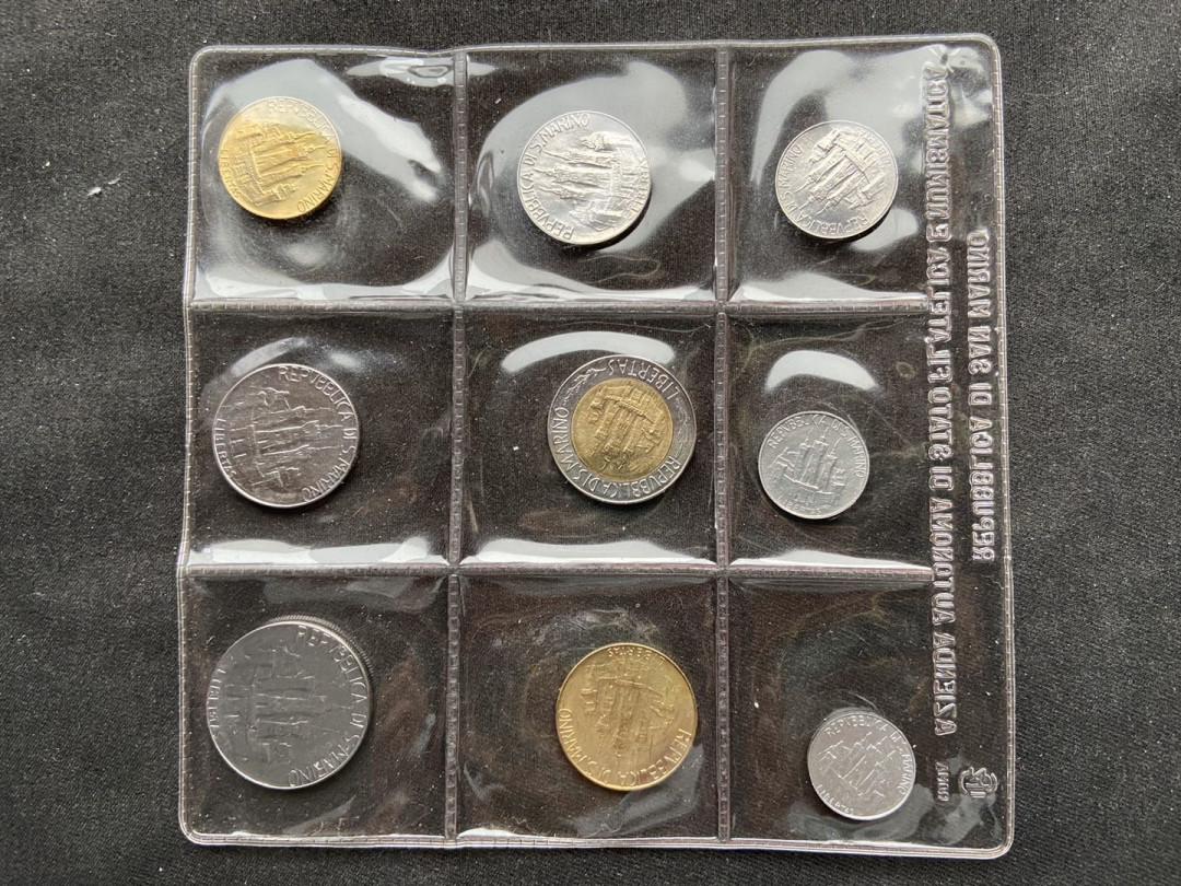 【币观天下】107期钱币拍卖  圣马力诺 1984年 原封套币9枚秒杀