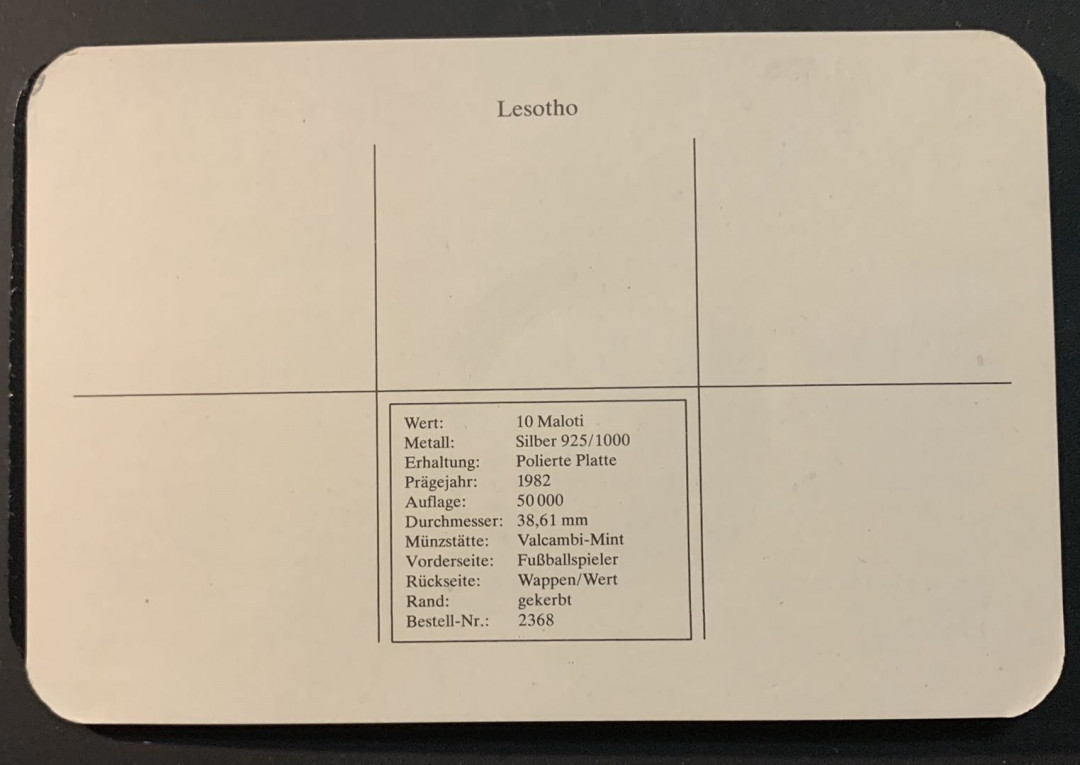紫瑗钱币—微拍第61期  莱索托 1982年 西班牙世界杯 争球 10马洛蒂  23.33克 0.925银 精制 德国原装卡