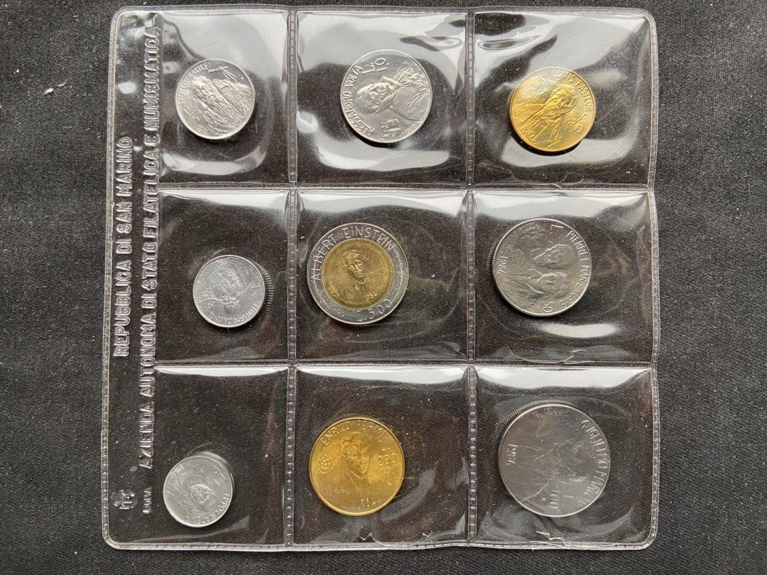 【币观天下】107期钱币拍卖  圣马力诺 1984年 原封套币9枚秒杀