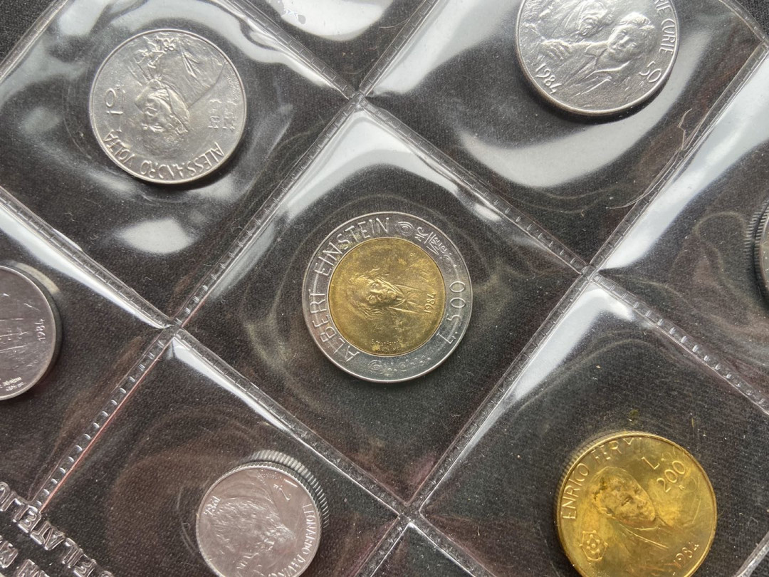 【币观天下】107期钱币拍卖  圣马力诺 1984年 原封套币9枚秒杀