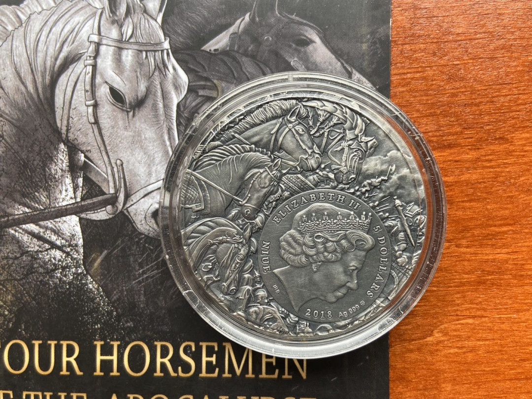 【币观天下】107期钱币拍卖 【纽埃】高浮雕系列第一枚天启骑士：白马