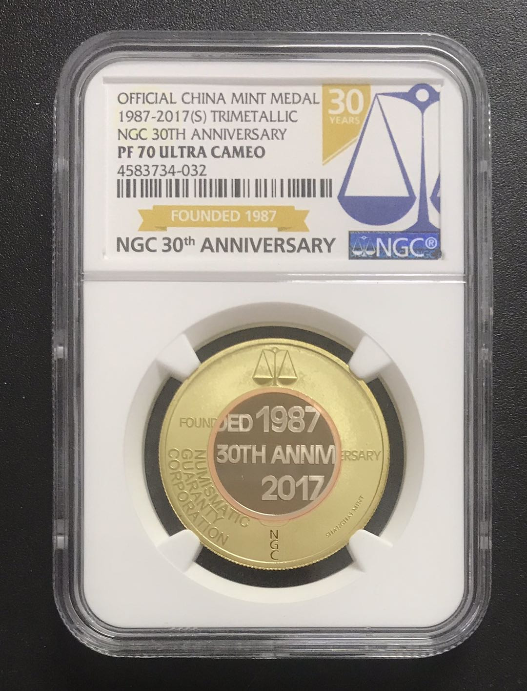【随心拍&GetCoins】现代钱币拍卖五十二期 2017年NGC30周年三色金属纪念章.30周年标NGC评级70分