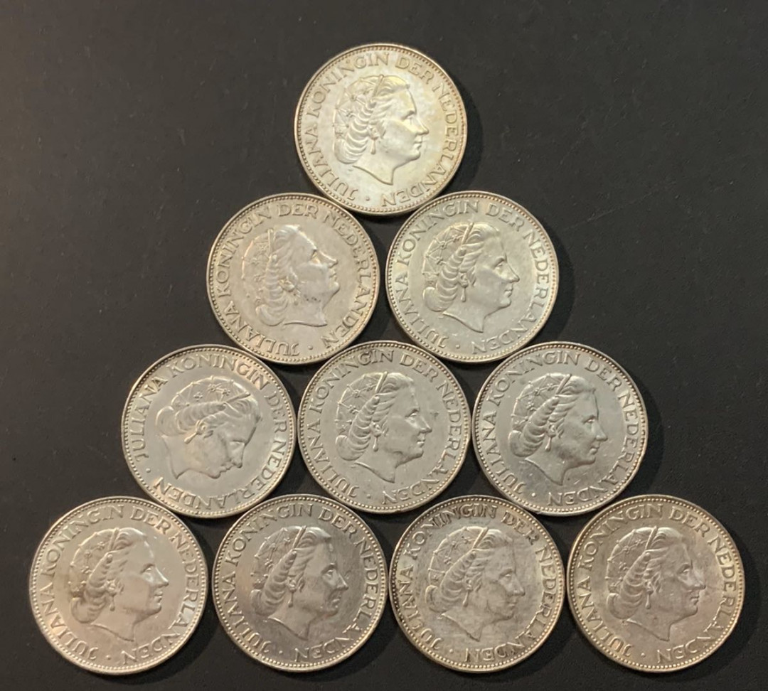 紫瑗钱币—微拍第64期  荷兰 1959—1966年 朱莉安娜女王 2.5盾 10枚一组 共150克 0.72银