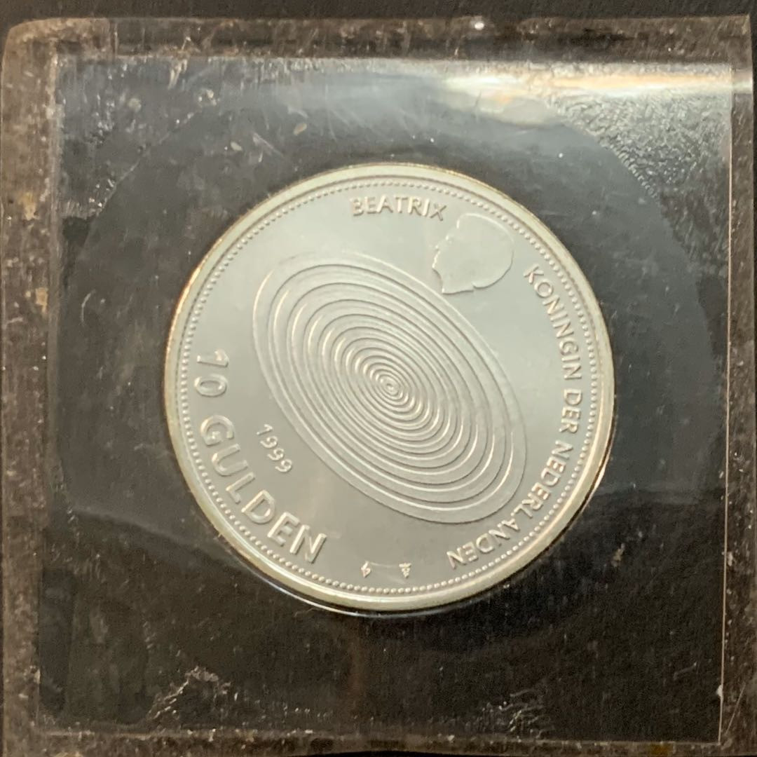 紫瑗钱币—微拍第64期  荷兰 1999年 千禧年纪念 10盾 15克 0.8银 原封