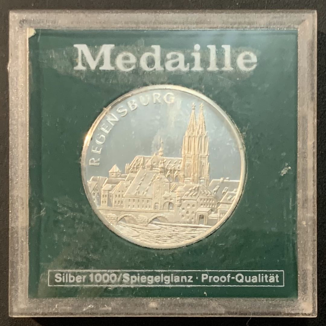 紫瑗钱币—微拍第64期  德国 雷根斯堡 纯银纪念章一枚 10克 原盒