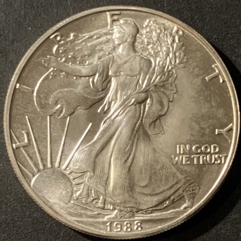 紫瑗钱币—微拍第75期  美国 1988年 行走女神 1盎司 投资银币 31.1克 0.999银 UNC