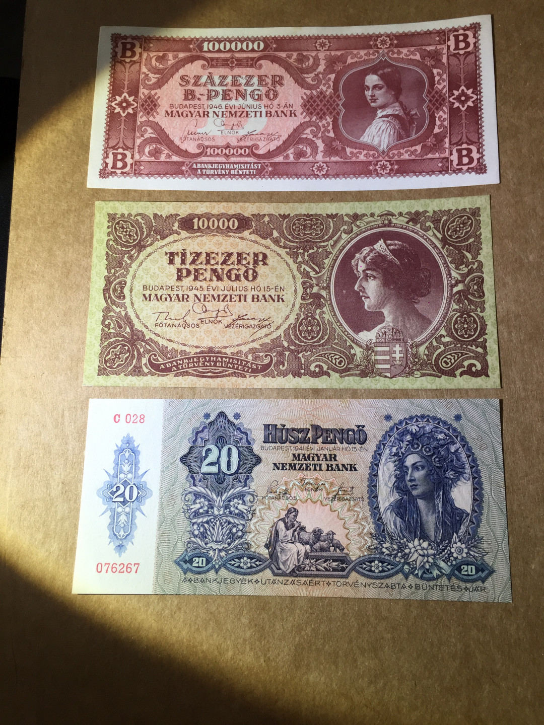 【收藏联盟】第140期拍卖——丰收的喜悦（共50拍） 【一组3张】匈牙利 20潘哥、10000潘哥、100000潘哥 全新UNC 美女 漂亮