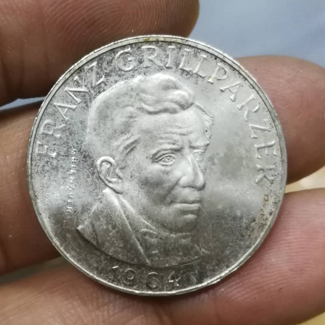 北京马甸外国币专卖第七期，陆续上新，欢迎关注 1964年奥地利纪念格里尔帕策精制银币，重：13克，0.8银